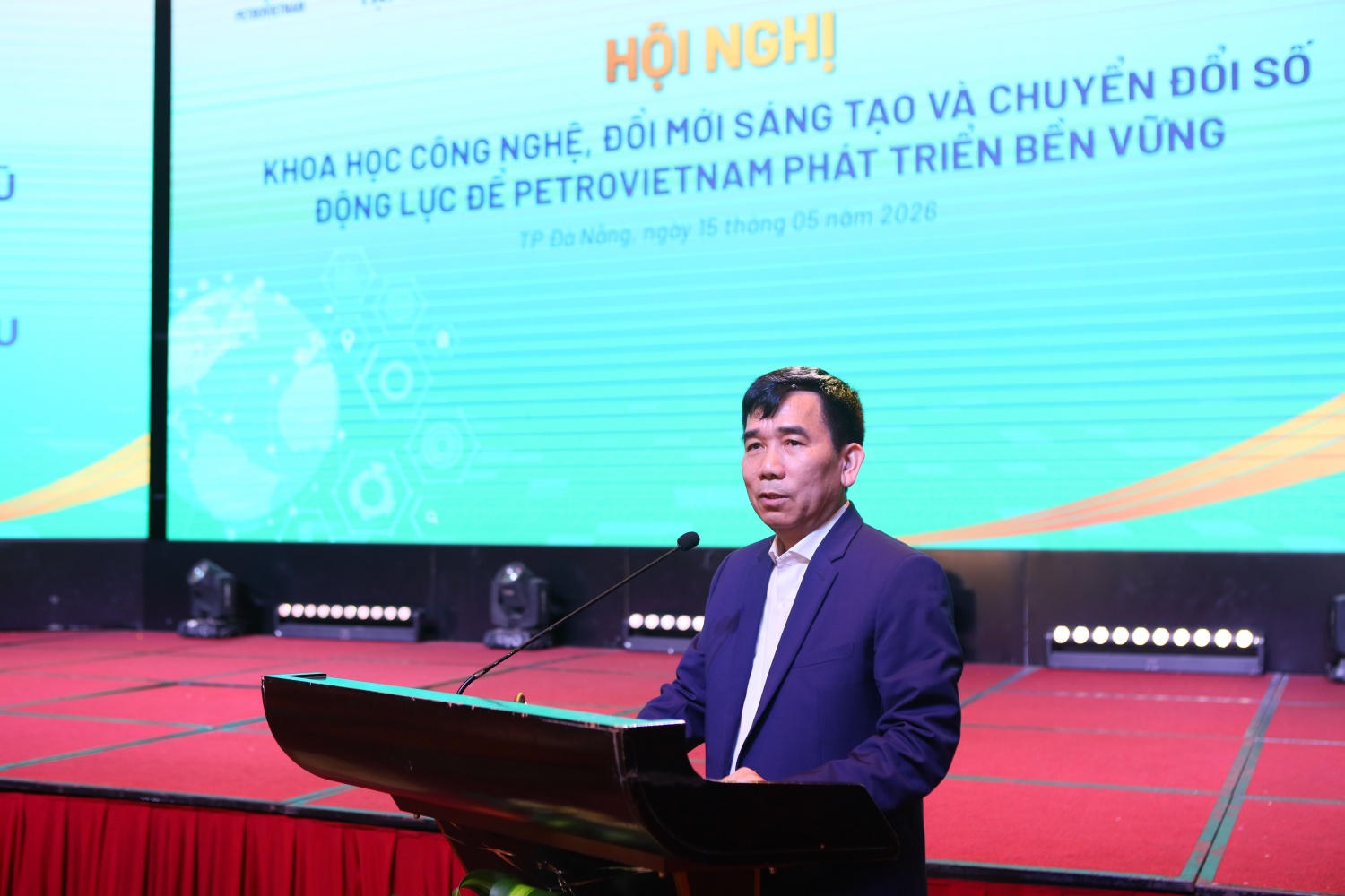 Phát biểu khai mạc hội nghị, TS Lê Xuân Huyên đã nhìn nhận về bối cảnh và thách thức toàn cầu hiện nay, khái quát về các mục tiêu dài hạn của Tập đoàn trong các giai đoạn tới; mục tiêu hướng tới của Hội nghị.