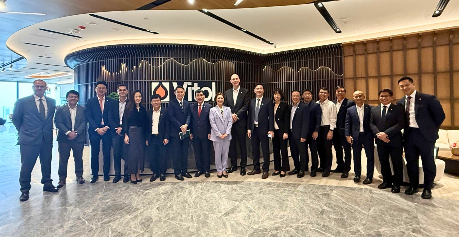 PETROVIETNAM thăm và làm việc tại văn phòng Vitol Asia.